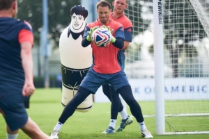 诺伊尔:巴黎面对我们不会感到开心,细节和避免失误将是关键