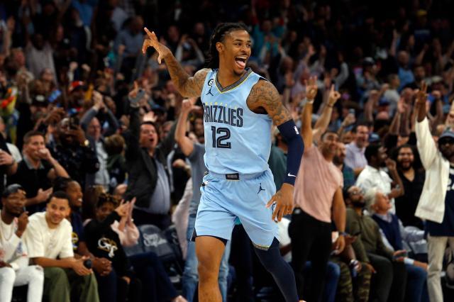 b体育-4人35+创造历史！王炸对飚灰熊双子星力压杜欧