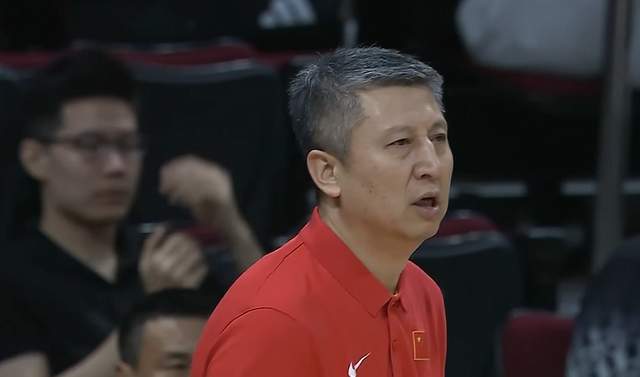 b体育下载-太揪心了！郭士强为何弃用胡明轩？济南小伙说出答案，杜锋很无奈